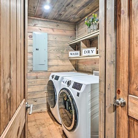 Luxe Broken Bow Cabin With Tesla Charging Station Stephens Gap Exterior photo
